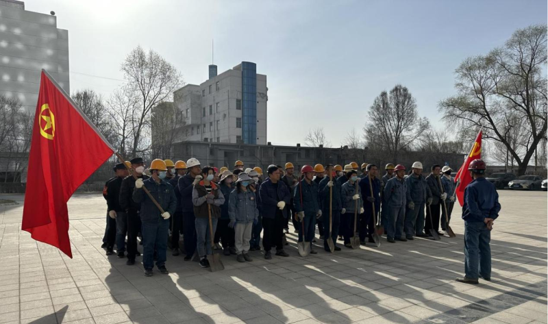 物產工投公司基層黨支部和公司團支部聯(lián)合開展&ldquo;共筑家園 正植有你&rdquo;主題黨日、團日活動