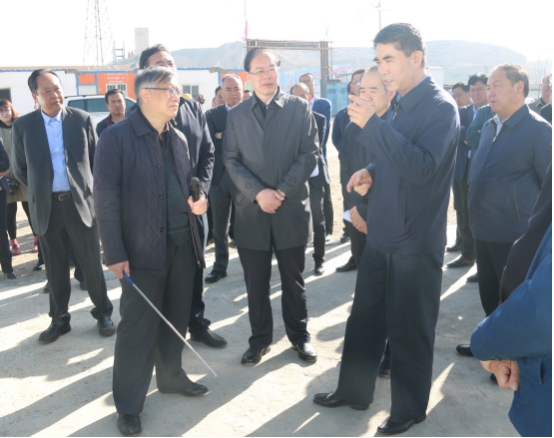 省委副書記、省長王建軍等領(lǐng)導(dǎo)一行視察海東工業(yè)園區(qū)臨空綜合經(jīng)濟(jì)園