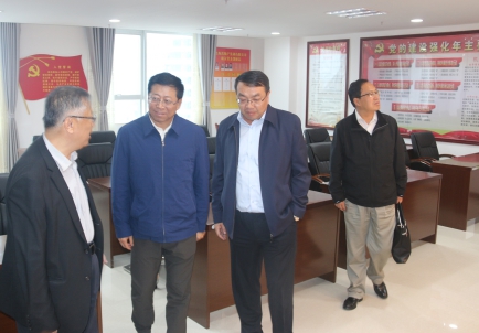 青海省副省長、省國資委黨委書記、主任王黎明，蒞臨省物產(chǎn)集團調(diào)研指導(dǎo)工作